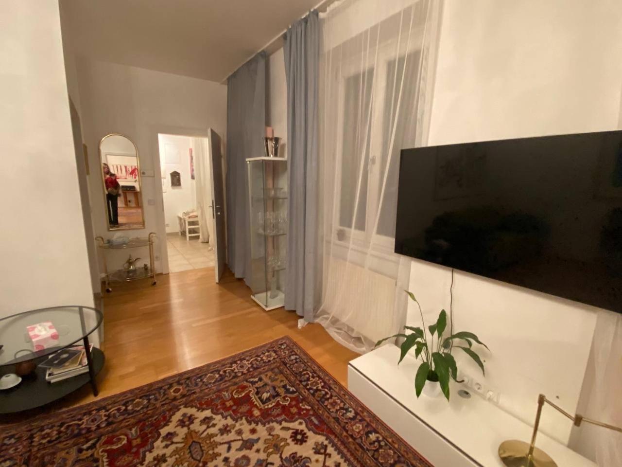 Good Old Times Apt II Vienna Exterior photo